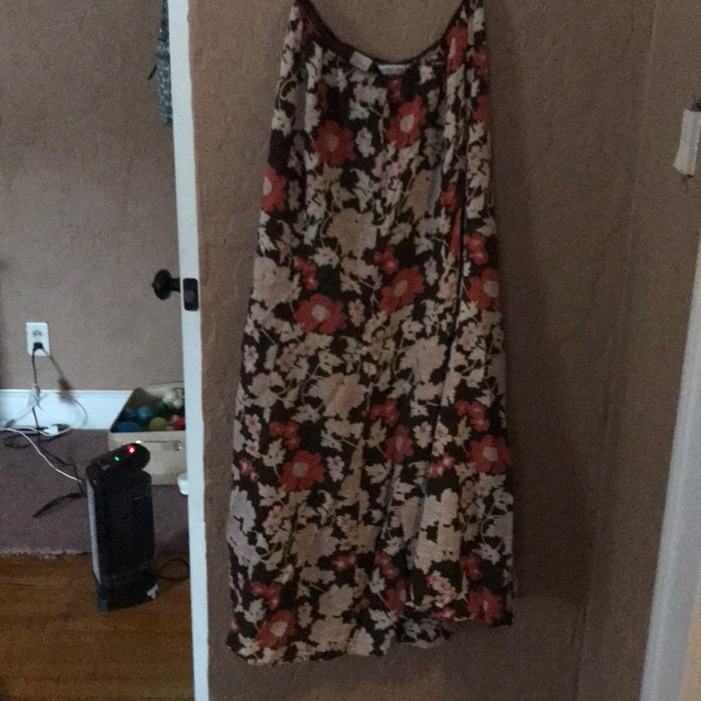 Nine West mid length skirt